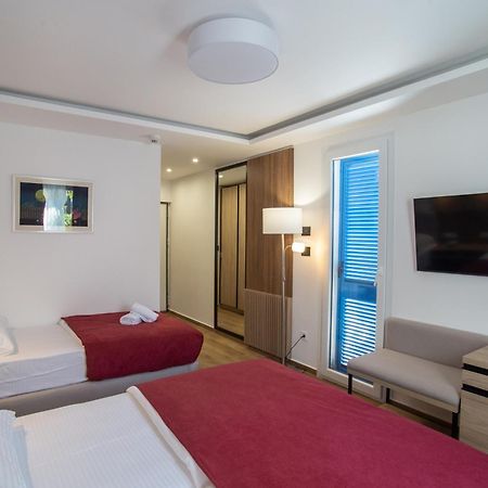 Hotel Slovenska Plaza Lux Budva Exterior photo